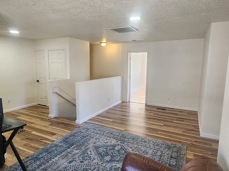 11631 Blue Ribbon Rd SE — Photo 6