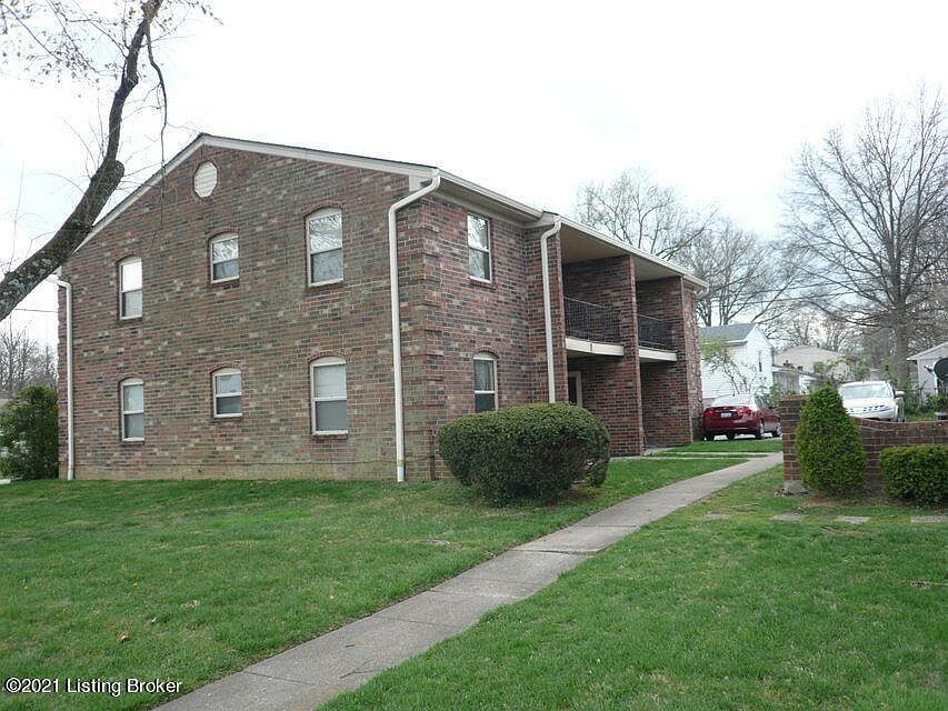 2nd image of 9225 Aylesbury Dr