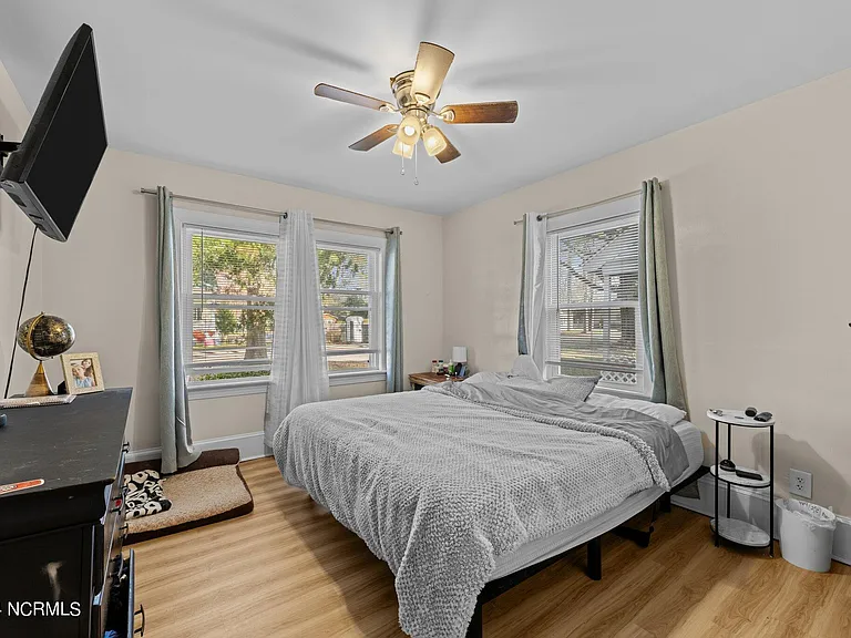 607 Watson Ave — Photo 8