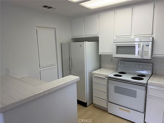 4th image of 2960 Champion Way APT 2605