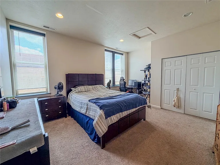 137 N Main St #B — Photo 15