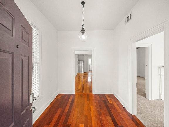 3rd image of 1204 Pennock Ave