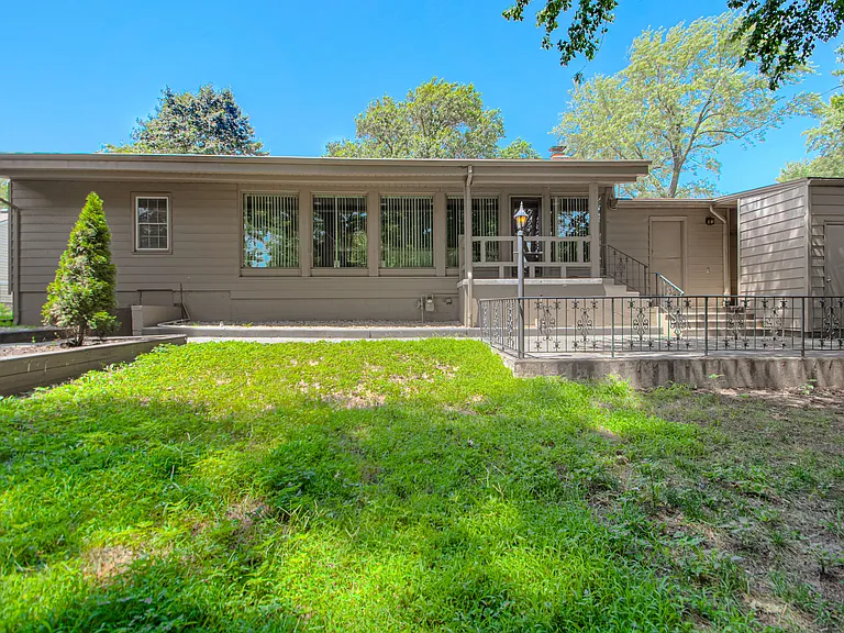 7249 Marty St — Photo 24