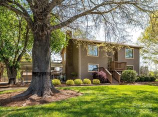 13815 Mayes Rd, Huntersville, NC 28078