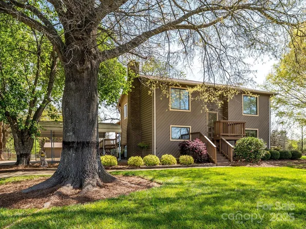 13815 Mayes Rd, Huntersville, NC 28078