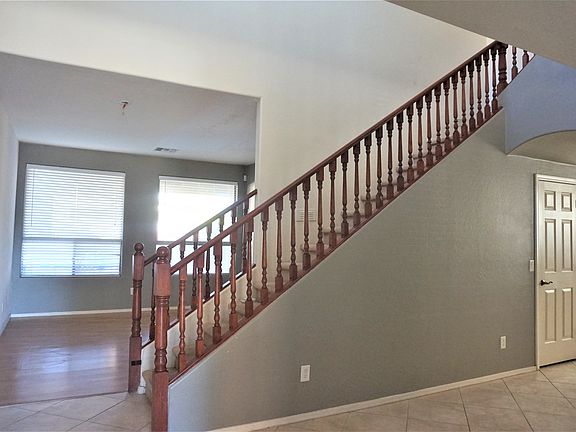 5th image of 2586 E Remington Pl
