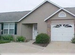 1242 Shirley Ridge Dr, Saint Charles, MO 63304