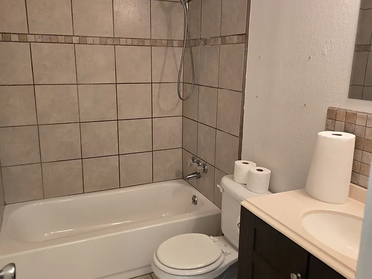 417 Loma Linda Dr #4 — Photo 5