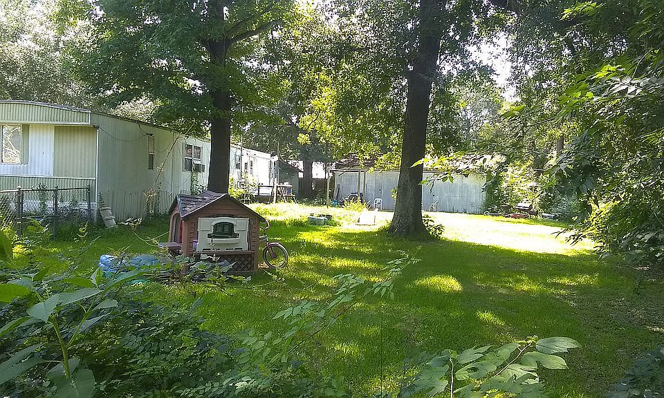 2nd image of 35009 Price Ln