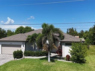 1504 SW Santa Barbara Pl, Cape Coral, FL 33991