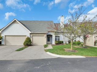 860 Village Dr, Delaware, OH 43015