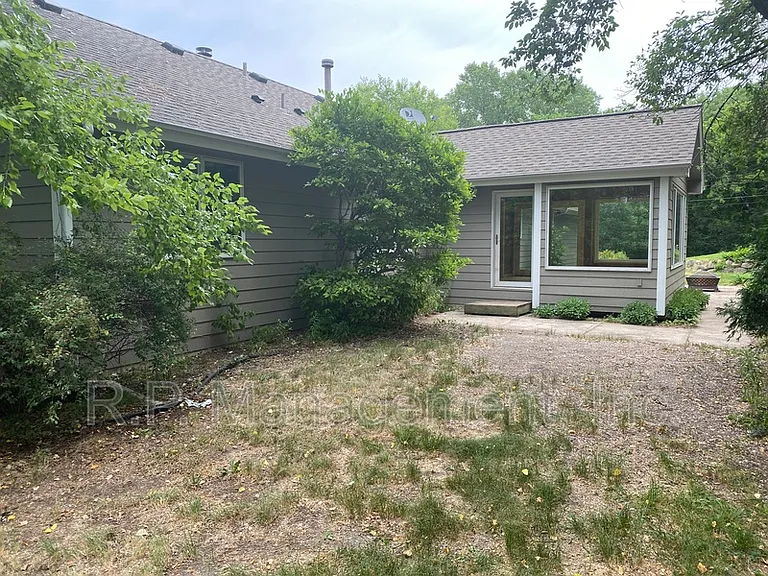 4626 Linnea Ln — Photo 4