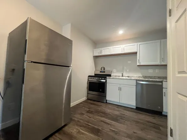 2545 N Cramer St, Milwaukee, WI