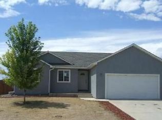 3015 Bison Ct, Evans, CO 80620