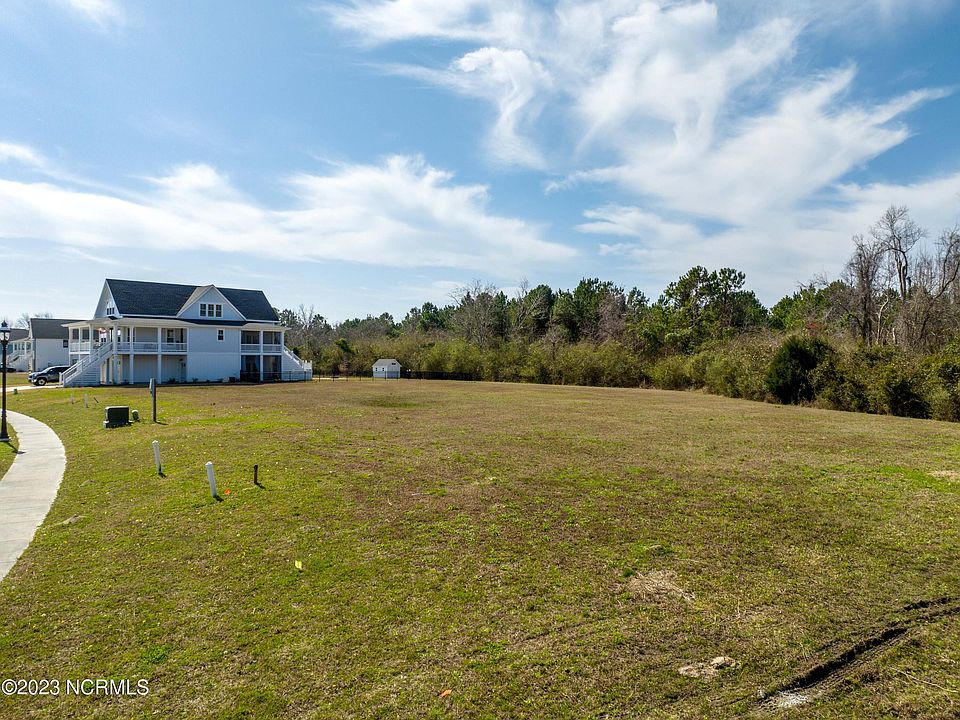 356 Summerhouse Dr Holly Ridge NC Zillow