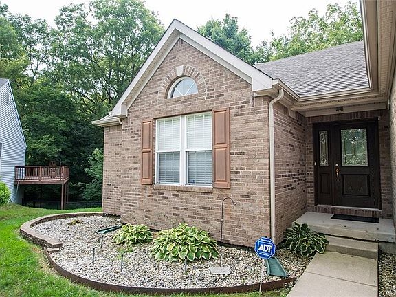 3rd image of 10359 Bristlecone Dr