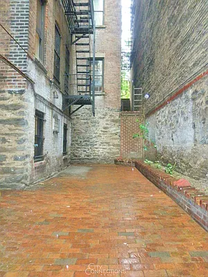 Rented by City Connections Realty | media 52