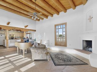 4 Cerrado Loop, Santa Fe, NM 87508