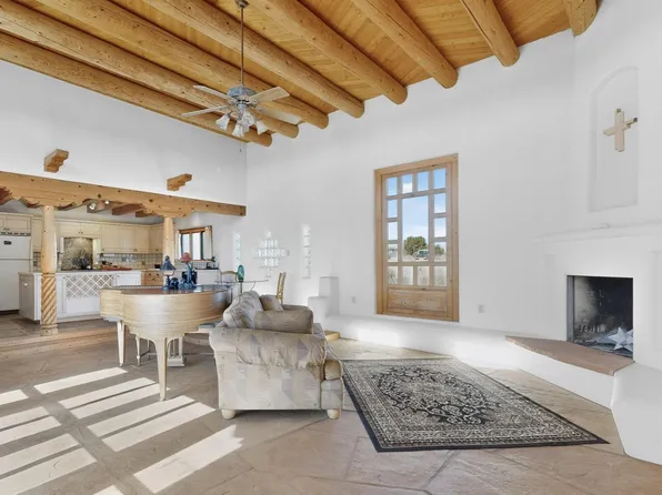 4 Cerrado Loop, Santa Fe, NM 87508