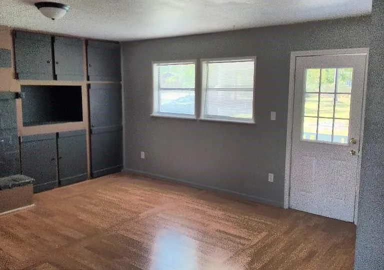 18397 Deer Glen West Dr — Photo 21