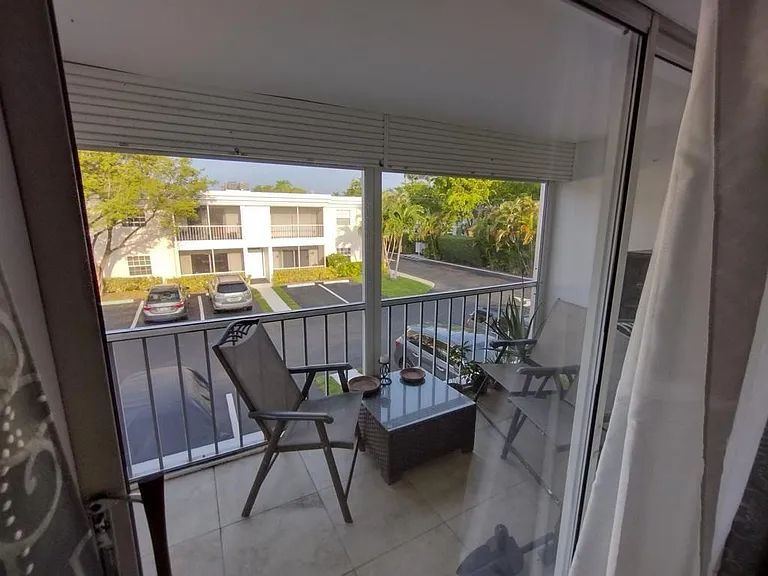 6489 Bay Club Dr #4 — Photo 10