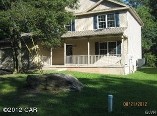 19 Lahn St, Hazleton, PA 18202