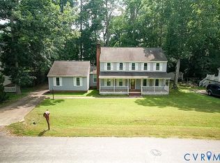 9165 Chatham Grove Ln, North Chesterfield, VA 23236