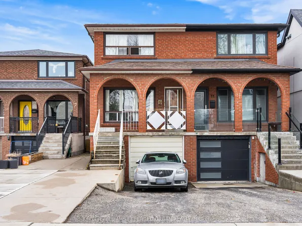 9 Exeter St, Toronto, ON M6N 1G3