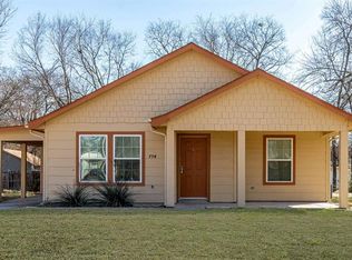 704 Evans, Bonham, TX 75418