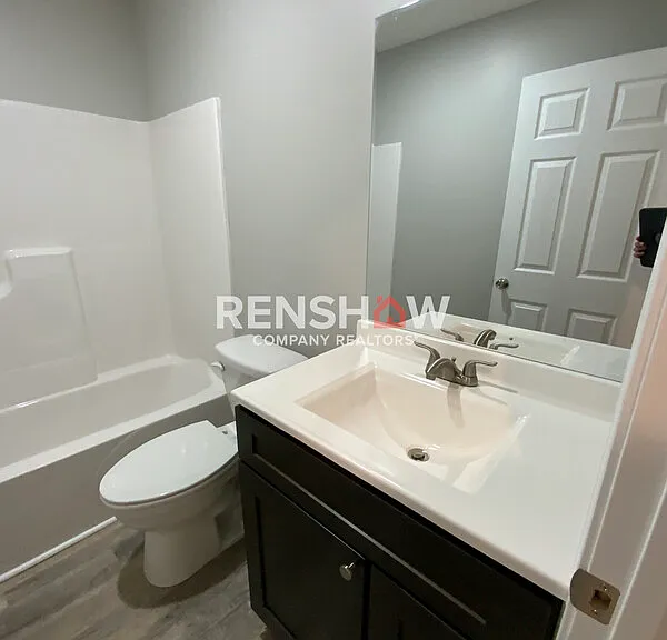 1706 Harris St — Photo 11