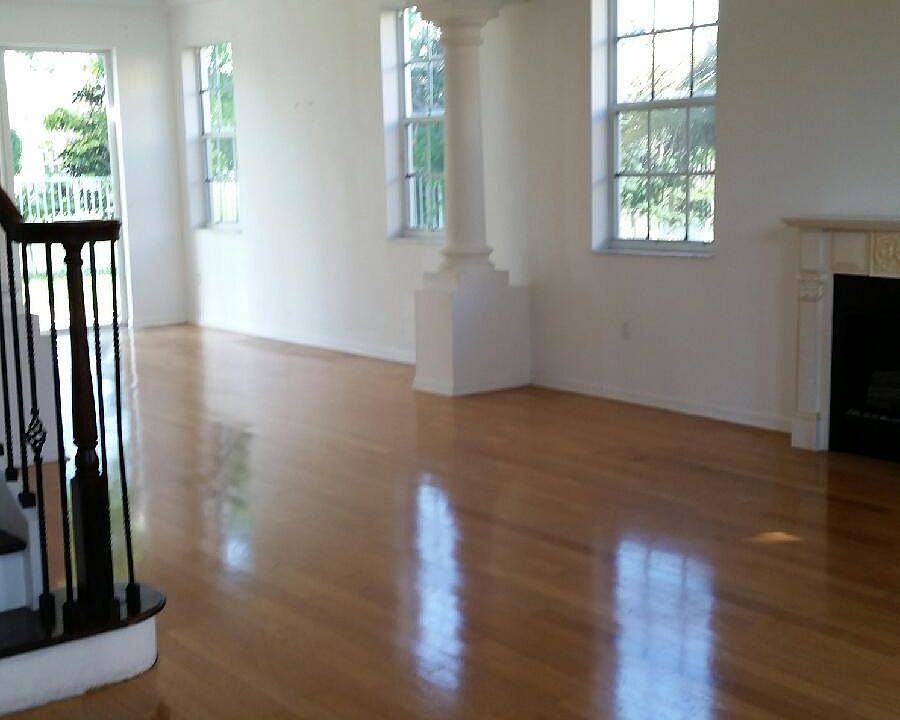 2nd image of 7480 Greenville Cir