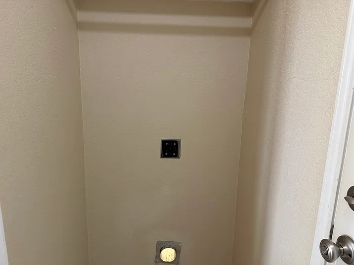 301 Meadow Lark Ln — Photo 31
