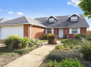 7411 Dalewood Rd, New Orleans, LA 70126