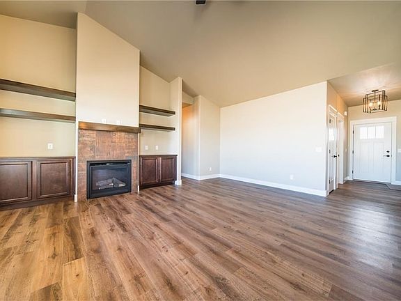 3rd image of 2707 Tulane Dr