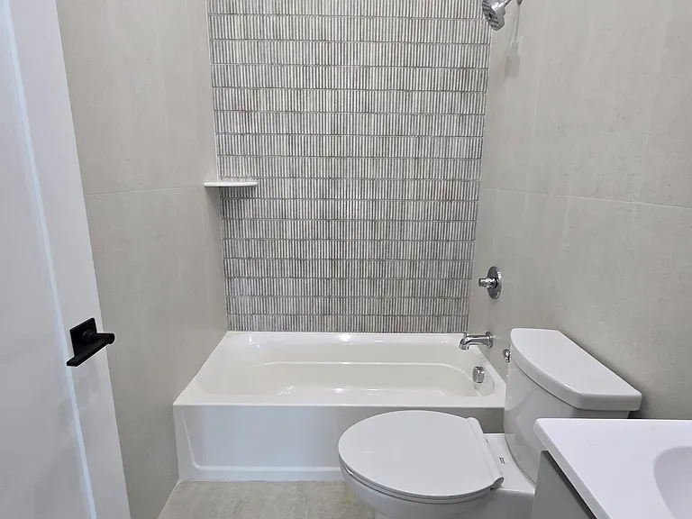 40 Lembeck Ave #306L — Photo 6