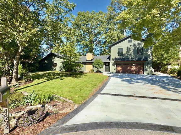 3rd image of 4852 Brigadoon Dr