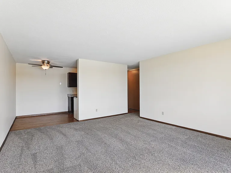 Forest Park Apartments — Photo 33