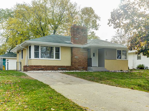 2nd image of 1402 Margaret St