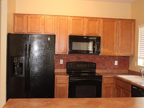 4th image of 17820 W Caribbean Ln