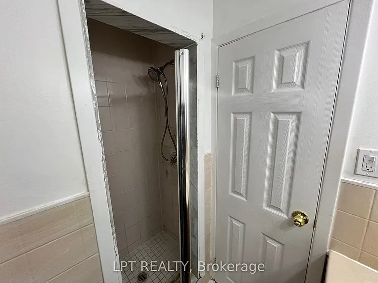 39 Frankton Cres — Photo 10