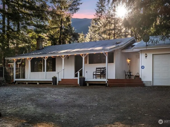 113 Mountain View Drive N, Ashford, WA 98304