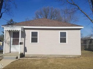 420 E Stewart St, Bloomington, IL