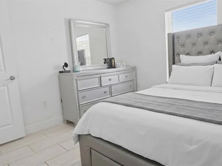 16 Alicante Ct — Photo 24