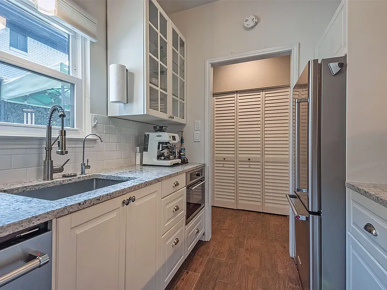 5701 Gaston Ave #8 — Photo 20