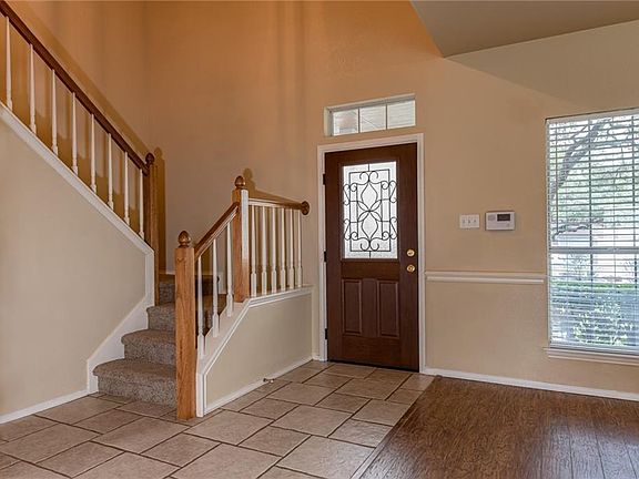 4th image of 10600 Beckwood Dr