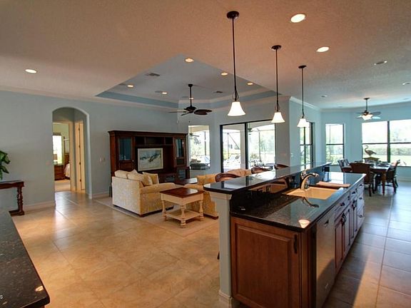 4th image of 3570 Thurloe Dr