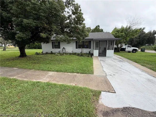 1403 Cummings Ave, Avon Park, FL 33825