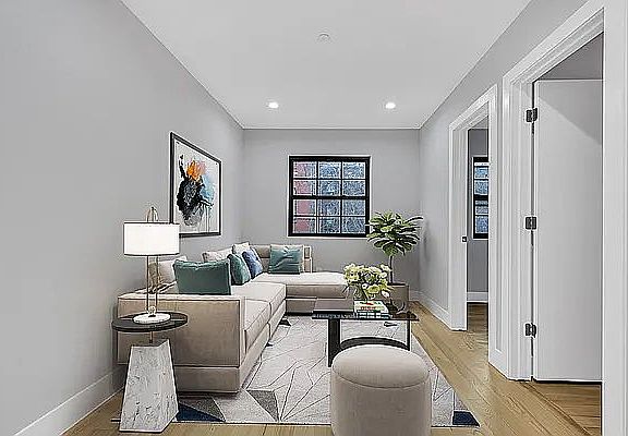 3rd image of 14 Roosevelt Pl #2