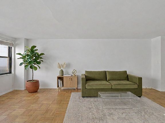 3rd image of 209 E 56th St APT 11L