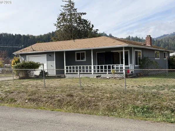 144 SE Neal Ln, Myrtle Creek, OR 97457